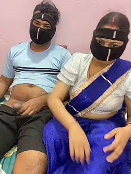 Snapshot of mickey_love chatting on 02/28/25, 05:59 mickey love online show from 02/28/25, 05:59