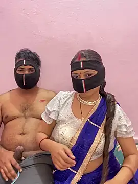 Snapshot of mickey_love chatting on 03/03/25, 08:05 mickey love online show from 03/03/25, 08:05