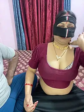 Snapshot of mickey_love chatting on 02/05/26, 05:23 mickey love online show from 02/05/26, 05:23