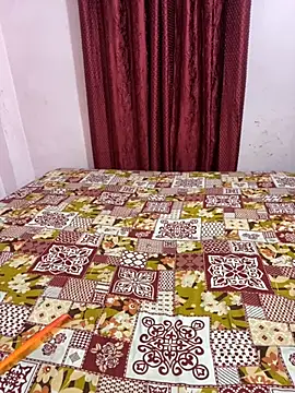 Snapshot of mickey_love chatting on 03/08/26, 05:00 mickey love online show from 03/08/26, 05:00