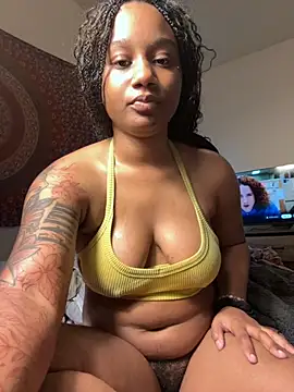 Snapshot of strip4faith chatting on 10/08/25, 07:11 strip4faith online show from 10/08/25, 07:11