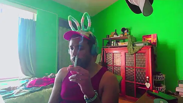 Snapshot of _______the chatting on 03/12/26, 09:10 the online show from 03/12/26, 09:10