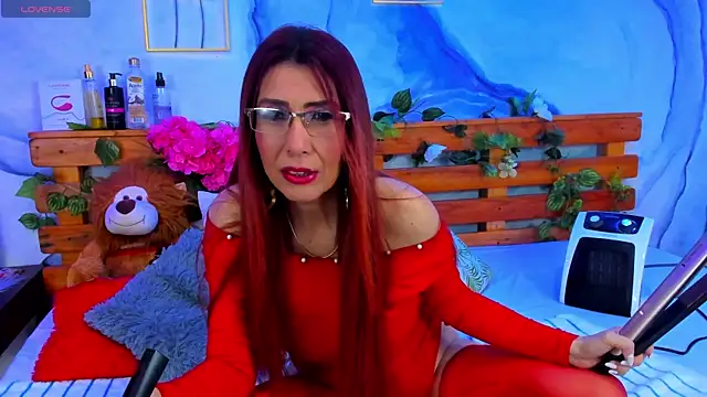 Snapshot of Perla_Franco chatting on 03/07/25, 05:08 Perla Franco online show from 03/07/25, 05:08