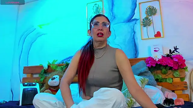 Snapshot of Perla_Franco chatting on 09/12/25, 08:36 Perla Franco online show from 09/12/25, 08:36