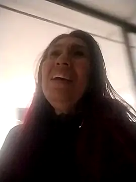 Snapshot of Perla_Franco chatting on 10/13/25, 05:07 Perla Franco online show from 10/13/25, 05:07