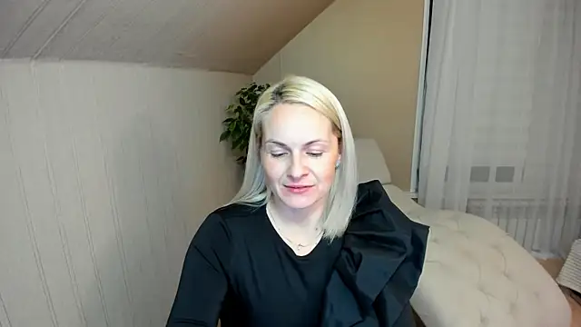 Alicee Gracee online show from 12/24/24, 07:00