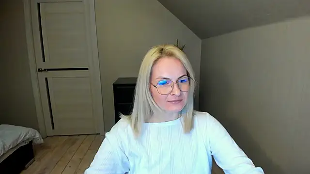 Alicee Gracee online show from 02/23/25, 09:37