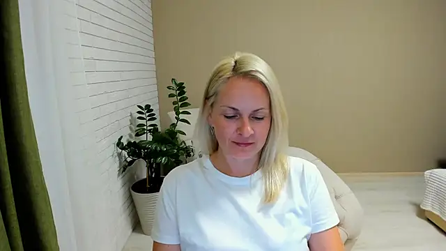 Alicee Gracee online show from 09/11/25, 08:09