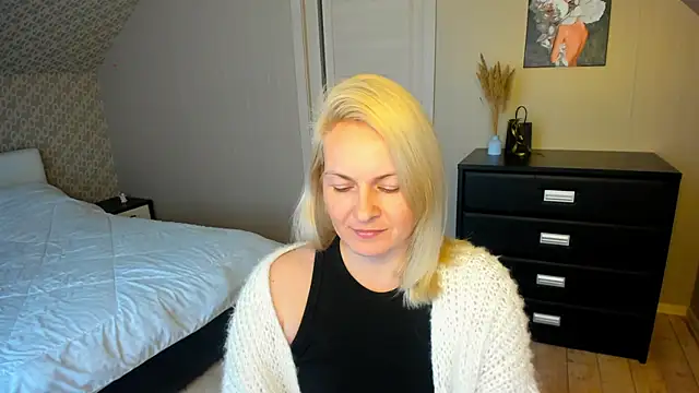 Alicee Gracee online show from 11/27/25, 09:22