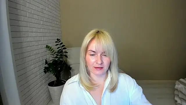 Alicee Gracee online show from 02/25/26, 07:34