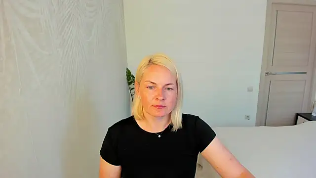 Snapshot of Alicee_Gracee chatting on 06/10/26, 08:57 Alicee Gracee online show from 06/10/26, 08:57