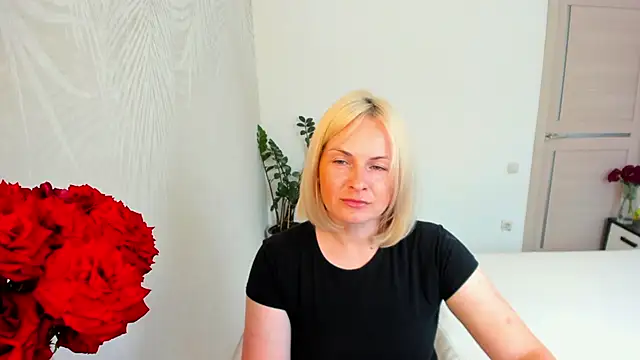 Snapshot of Alicee_Gracee chatting on 06/17/26, 09:23 Alicee Gracee online show from 06/17/26, 09:23