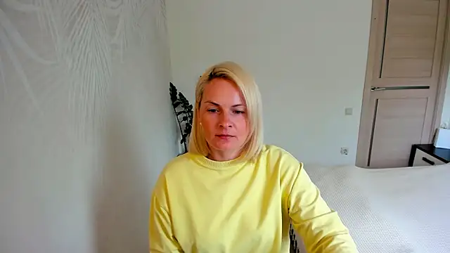 Snapshot of Alicee_Gracee chatting on 06/22/26, 08:55 Alicee Gracee online show from 06/22/26, 08:55