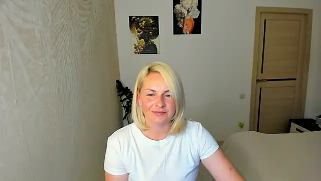 Snapshot of Alicee_Gracee chatting on 07/24/26, 07:45 Alicee Gracee online show from 07/24/26, 07:45