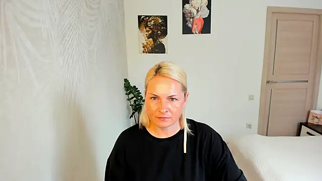 Snapshot of Alicee_Gracee chatting on 07/27/26, 09:27 Alicee Gracee online show from 07/27/26, 09:27