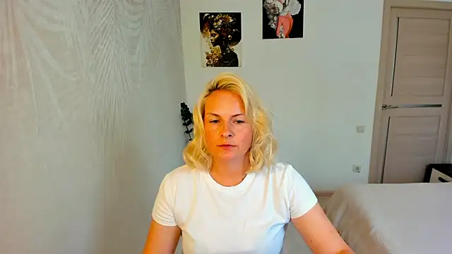 Snapshot of Alicee_Gracee chatting on 07/31/26, 09:19 Alicee Gracee online show from 07/31/26, 09:19