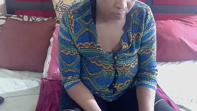 MaximTease24 online show from 11/27/25, 05:48