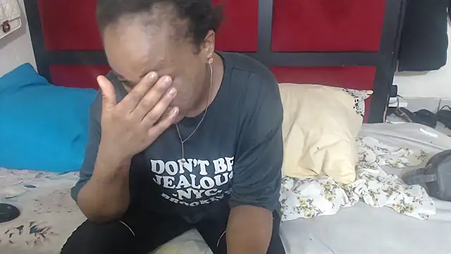 MaximTease24 online show from 03/31/26, 06:08