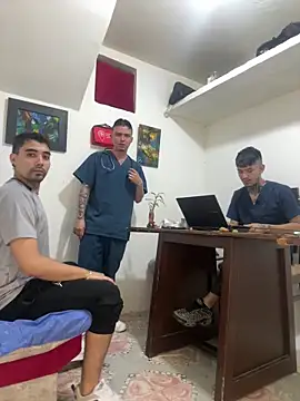 Snapshot of Anthony-Martin chatting on 01/16/26, 01:26 Anthony-Martin online show from 01/16/26, 01:26