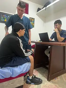 Snapshot of Anthony-Martin chatting on 02/04/26, 01:50 Anthony-Martin online show from 02/04/26, 01:50