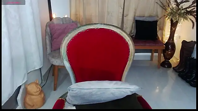 Snapshot of rubyylowell chatting on 06/19/26, 03:38 rubyylowell online show from 06/19/26, 03:38