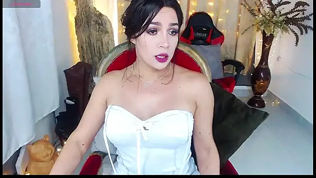 Snapshot of rubyylowell chatting on 08/03/26, 06:33 rubyylowell online show from 08/03/26, 06:33