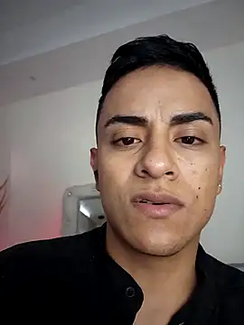 Lucii fer  online show from 05/05/26, 01:08