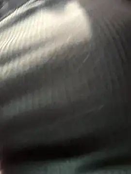 Snapshot of beaverwoman chatting on 02/20/25, 04:14 beaverwoman online show from 02/20/25, 04:14