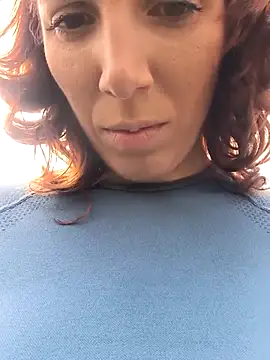 Snapshot of beaverwoman chatting on 02/26/25, 10:47 beaverwoman online show from 02/26/25, 10:47