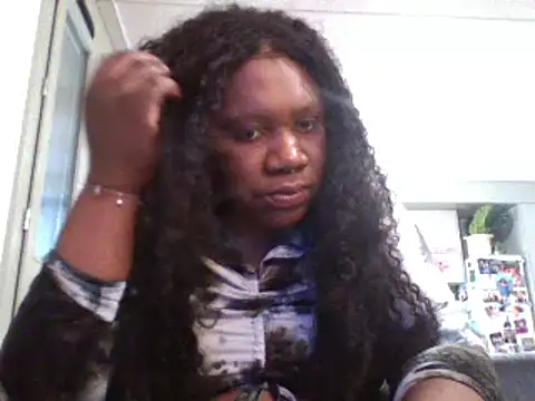 bonbonaumiel online show from 12/12/24, 10:34