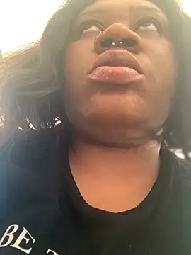 bonbonaumiel online show from 01/01/25, 02:09