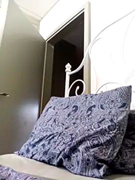 bonbonaumiel online show from 01/17/25, 08:13