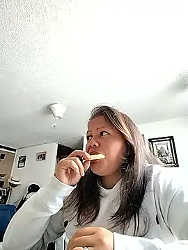 miss evoleth2 online show from 11/13/25, 02:16