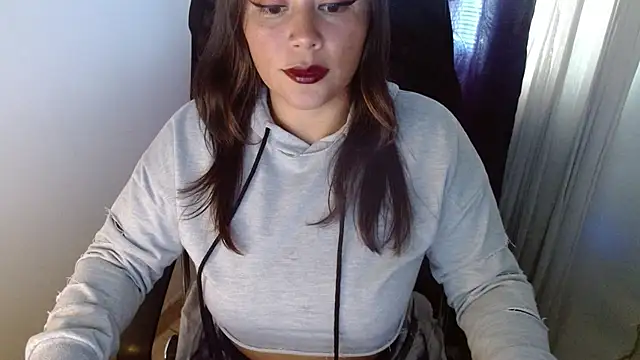 Snapshot of miss_evoleth2 chatting on 06/19/26, 09:51 miss evoleth2 online show from 06/19/26, 09:51