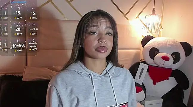 Snapshot of Nathaliajonees chatting on 02/25/25, 12:34 Nathaliajonees online show from 02/25/25, 12:34