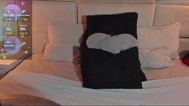 Snapshot of Nathaliajonees chatting on 09/15/25, 12:16 Nathaliajonees online show from 09/15/25, 12:16