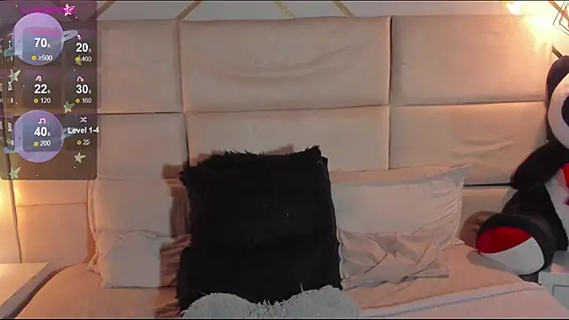 Snapshot of Nathaliajonees chatting on 09/22/25, 12:29 Nathaliajonees online show from 09/22/25, 12:29