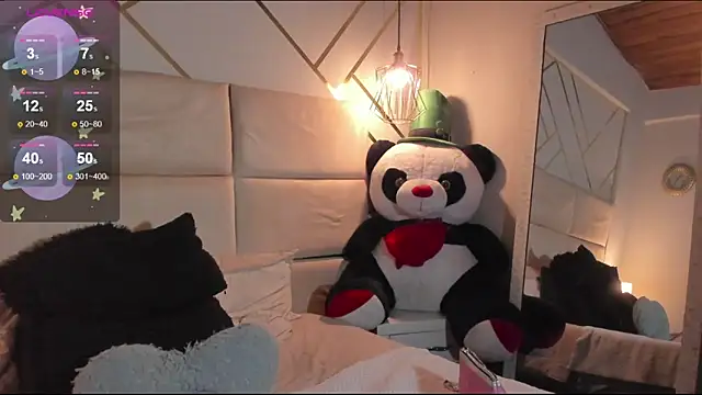 Snapshot of Nathaliajonees chatting on 10/10/25, 12:37 Nathaliajonees online show from 10/10/25, 12:37