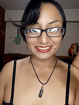 Snapshot of Lucy_Chery chatting on 01/08/26, 12:24 Lucy Chery online show from 01/08/26, 12:24