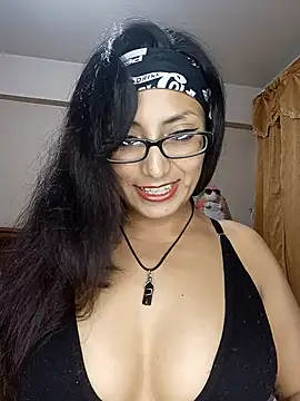 Snapshot of Lucy_Chery chatting on 01/15/26, 12:59 Lucy Chery online show from 01/15/26, 12:59