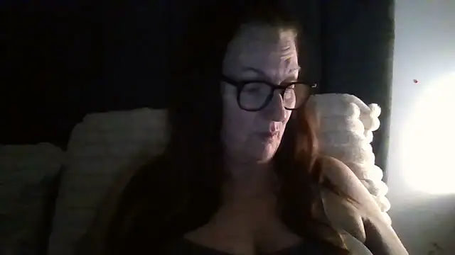 Snapshot of Tillieuk chatting on 03/18/26, 10:13 Tillieuk online show from 03/18/26, 10:13