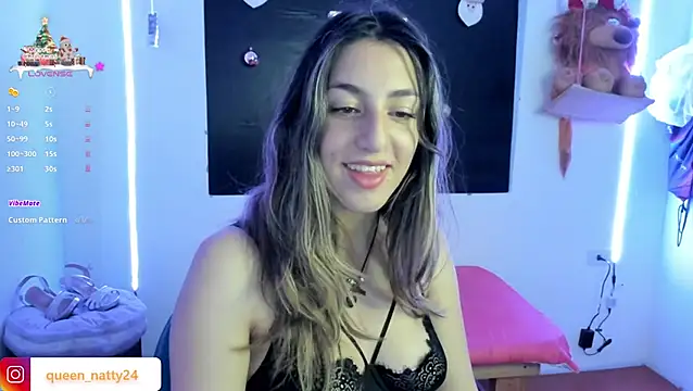 Snapshot of queen-natty chatting on 01/04/25, 03:29 queen-natty online show from 01/04/25, 03:29