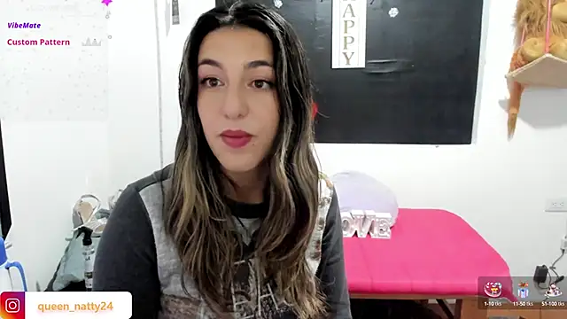 Snapshot of queen-natty chatting on 01/19/25, 02:57 queen-natty online show from 01/19/25, 02:57