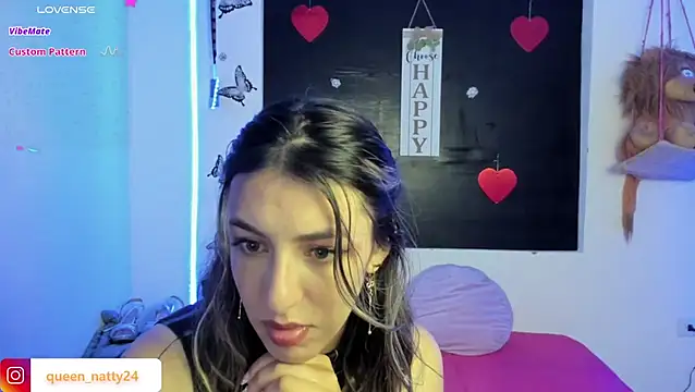 Snapshot of queen-natty chatting on 01/20/25, 07:25 queen-natty online show from 01/20/25, 07:25