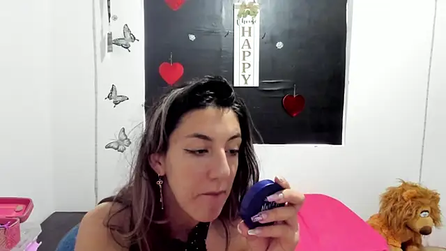 Snapshot of queen-natty chatting on 03/17/25, 02:45 queen-natty online show from 03/17/25, 02:45