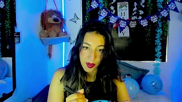 Snapshot of queen-natty chatting on 03/03/26, 01:50 queen-natty online show from 03/03/26, 01:50