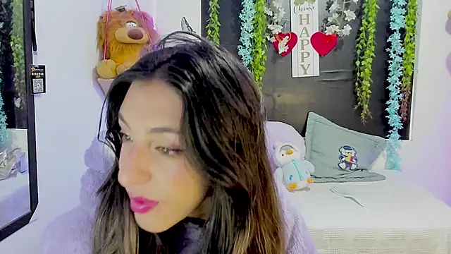 Snapshot of queen-natty chatting on 03/11/26, 02:12 queen-natty online show from 03/11/26, 02:12