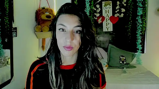 Snapshot of queen-natty chatting on 03/12/26, 02:23 queen-natty online show from 03/12/26, 02:23