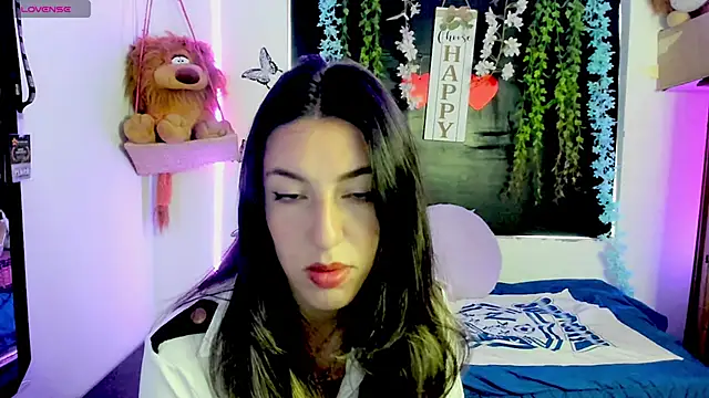 Snapshot of queen-natty chatting on 05/29/26, 01:53 queen-natty online show from 05/29/26, 01:53