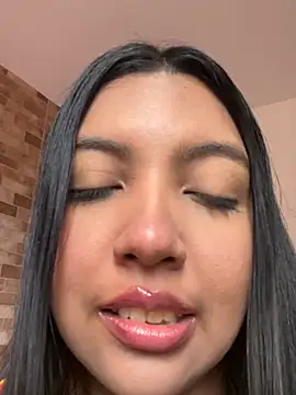 nicole fisherr online show from 07/07/26, 09:41
